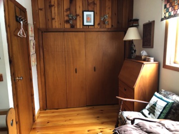 Loft twin bedroom (2)